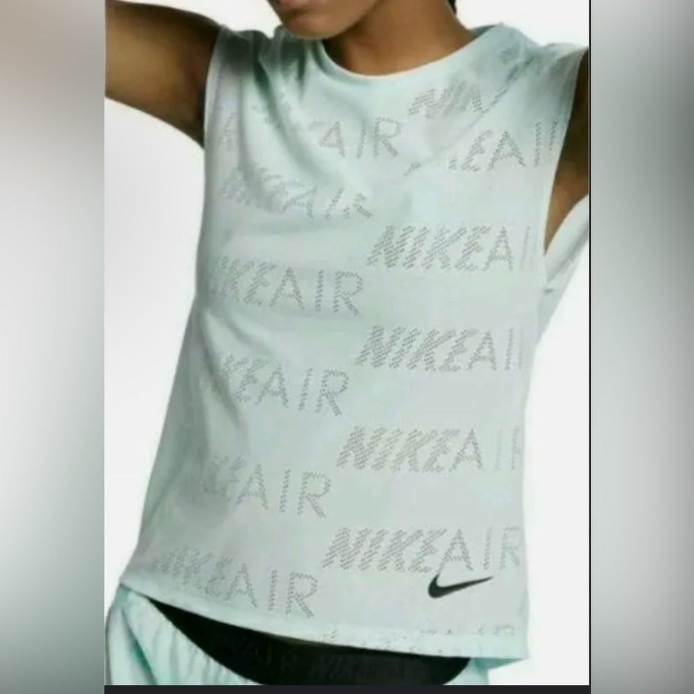The Nike Air Mesh Women´S Short-Sleeve Running Top.Mint, XS